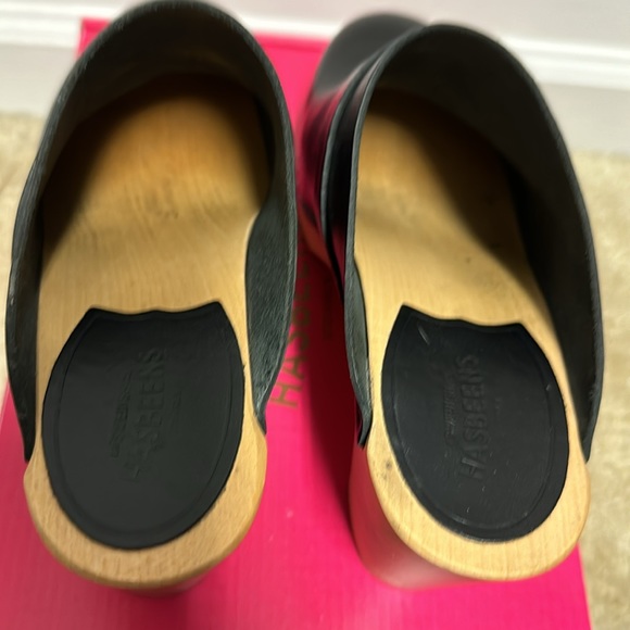 Swedish Hasbeens Slip In Classic Clogs - Picture 6 of 8